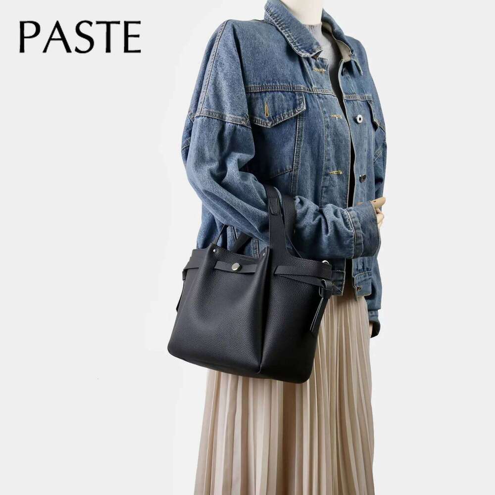 2025 Beige Color Large Capacity Commute Trapeze Tote Full Grain Cowhide Leather Women Shoulder Bag High-grade Cowskin Handbag