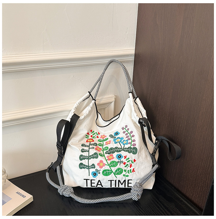 Trendy Personality 2025 Summer New Large Capacity Tote Fashionable Casual Simple Style Women's Shoulder Bag ddmymoon