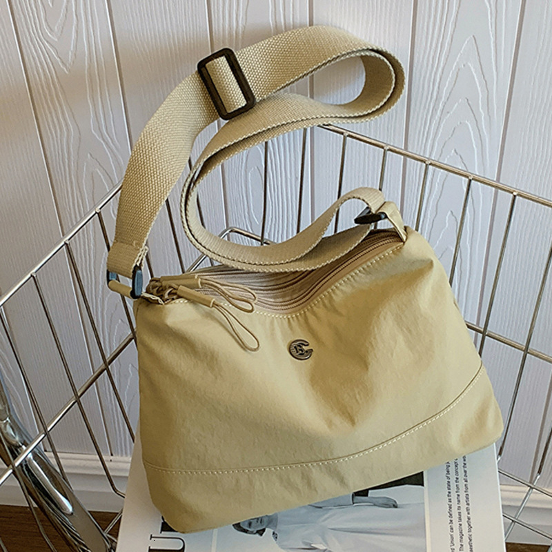 Multi-compartment Single Shoulder Crossbody for Women, New Simple Outdoor Casual Waterproof Nylon Bag, Portable Bag ddmymoon