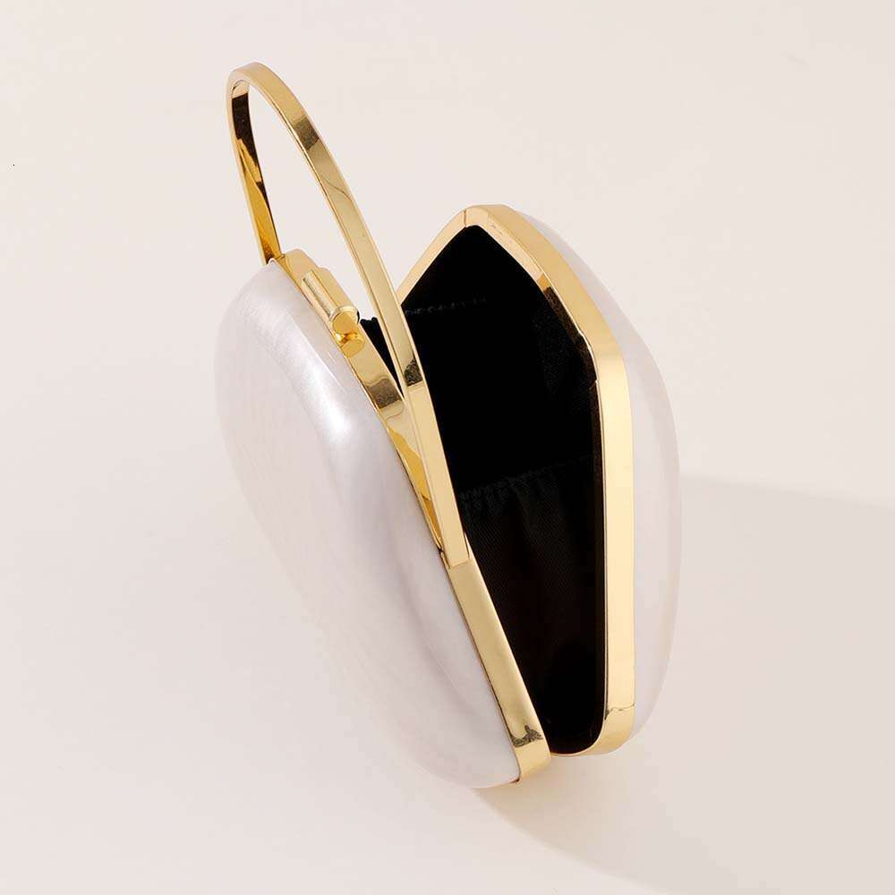 New Transparent for Women Fashion Trend Handheld Acrylic Hardware Clip Simple Evening Bag Clutch