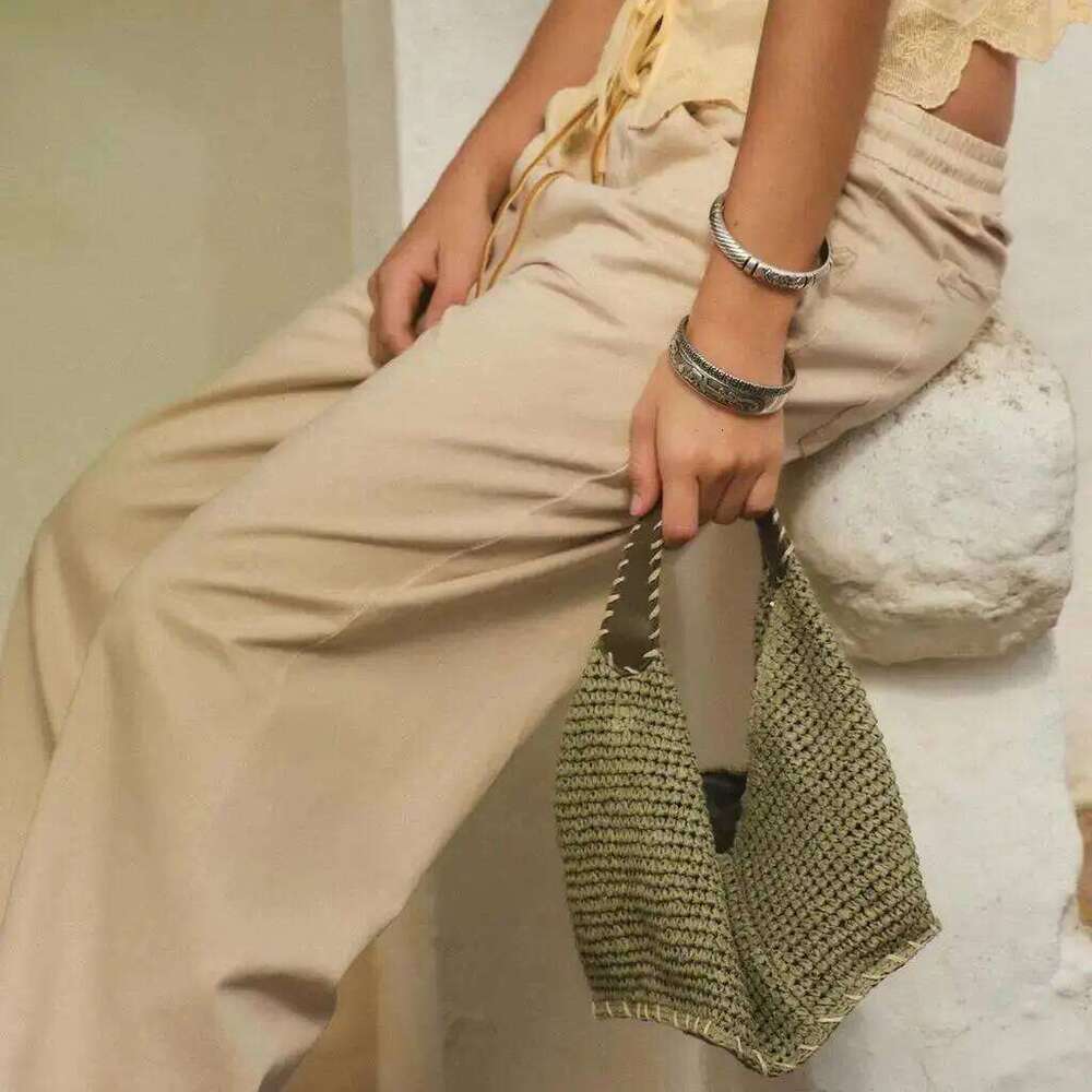 BRAIDED BODY MINI BAG, Summer Fashionable Beach Bag, Women's Handbags Design Straw Crossbody Vacation Shoulder Bag
