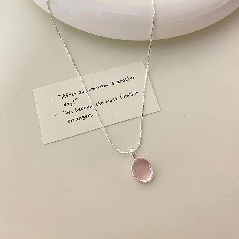 Sterling Sier Pink Crystal Moonstone Necklace For Women Fashionable And Simple Oval Pendant Collarbone Chain Party Jewelry
