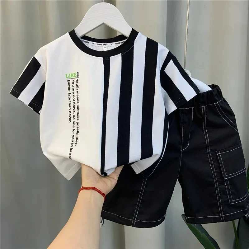 Summer Boy Clothing Suit New Childrens Clothes Set Boys Short Sleeve T-Shirt Shorts 2 Piece Set Kids Sportswear Suit 2 4 6 8Y Z250811