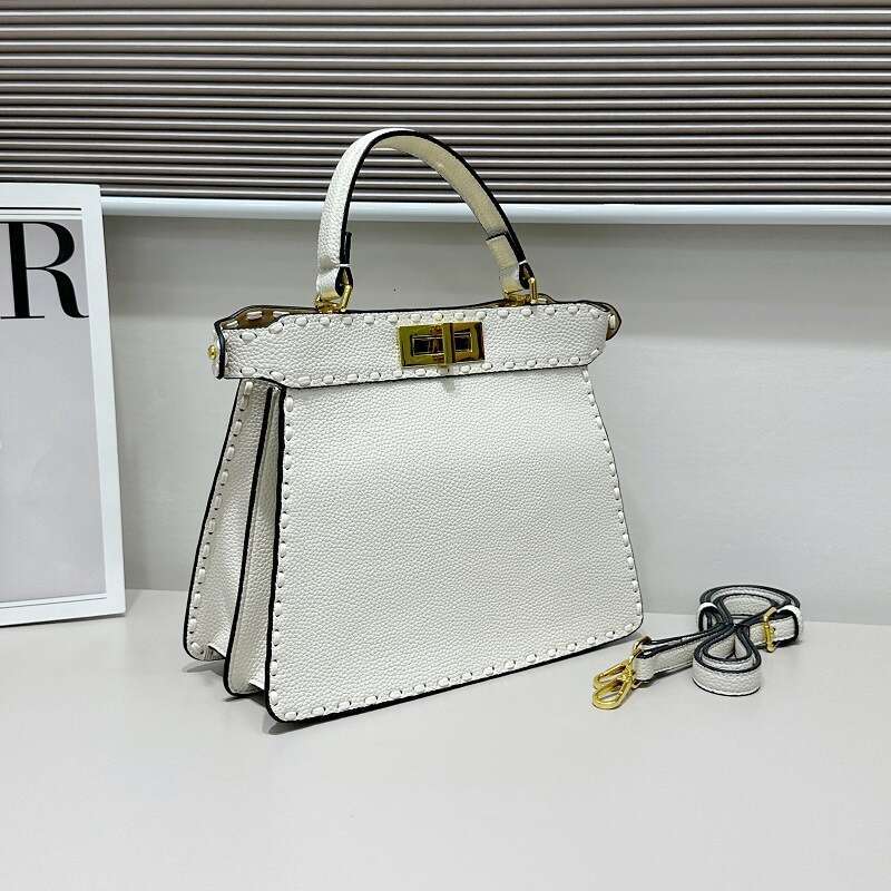 French Woven Flap Women's Bag 2024 New Fashion High-end Single Shoulder Crossbody Handbag Portable