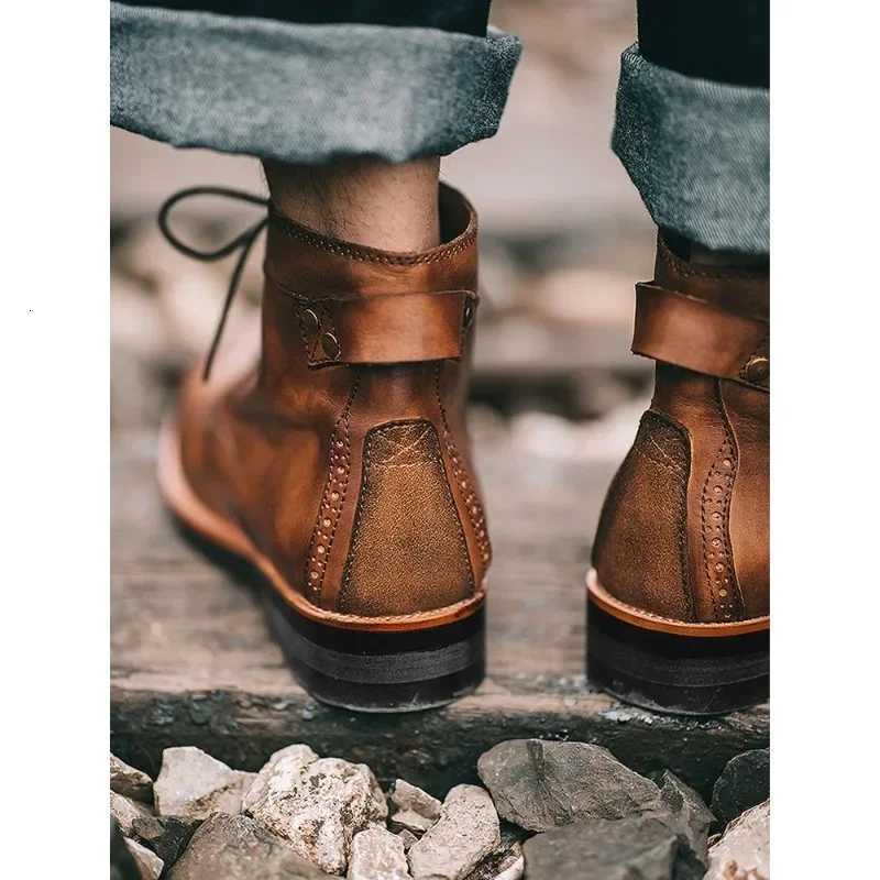Punk Style Mens Motorcycle Boots Luxury Handmade High Quality Mens Autumn Retro Round Toe Bare Boots Mens Boots W250811