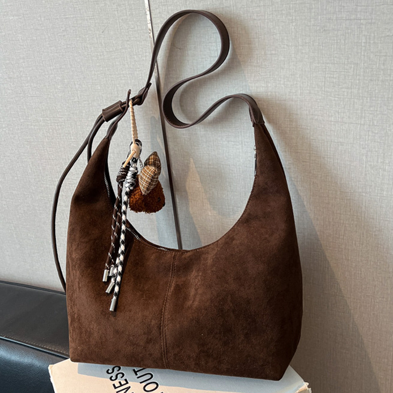Suede Commuter Large Capacity Crossbody for Women 2025 New Lazy Style Simple Underarm Shoulder Bag ddmymoon