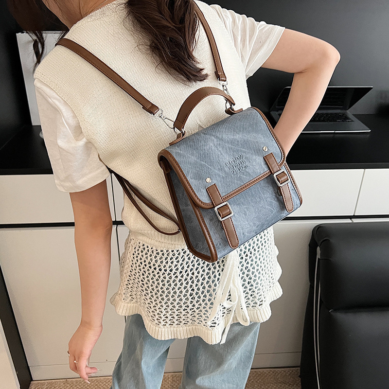 Women's High-Value Niche Design Large Capacity Handheld Tote Bag Commuting Casual Backpack ddmymoon