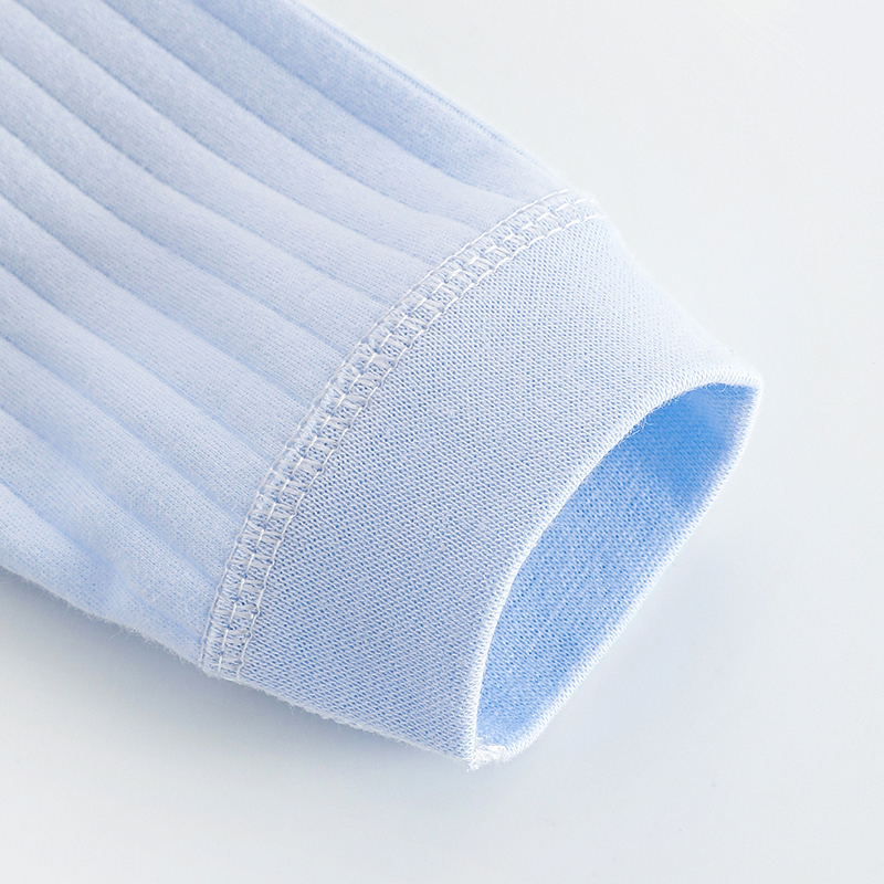 Unisex Baby's Comfortable Stretchy Seamless Body Suit for Year-Round Use Made of Soft Cotton