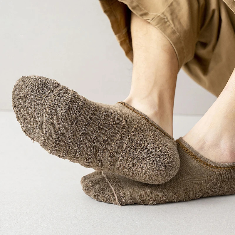 5 Pairs Men Short Socks Cotton High Quality Crew Ankle Casual Soft LowCut NonSlip Breathable Summer Autumn Sock for Male 250805