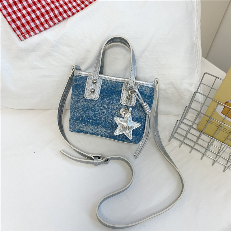 Korean Fashion Tote 2025 Summer New Handbag Starry Sky Single Shoulder Stylish Rhinestone Crossbody Bag for Women ddmymoon