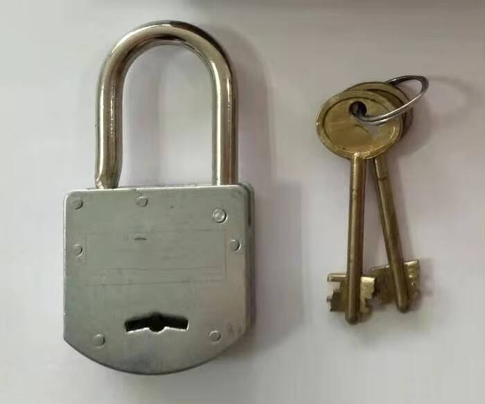 Gaanized, 40/55 Brass Lever Key Padlock, Affordable, High Quality, Residential Door.