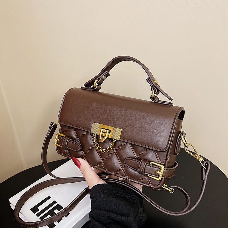2025 Autumn New Women s Shoulder bag Bag Fashionable Quilted Handbag Niche Design Lock Buckle Women s Crossbody women s Bag Retro Light Luxury Autumn 