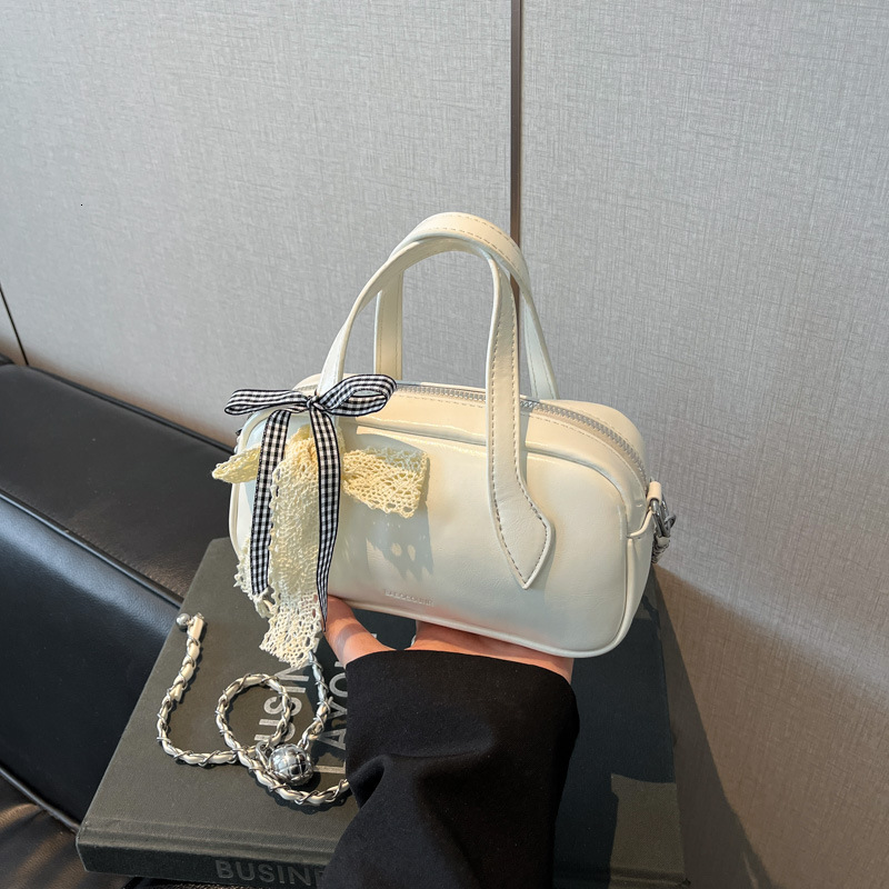 High-end for Women Spring/Summer 2025 New Fashion Crossbody Casual Handbag Boston Bowling Bag ddmymoon