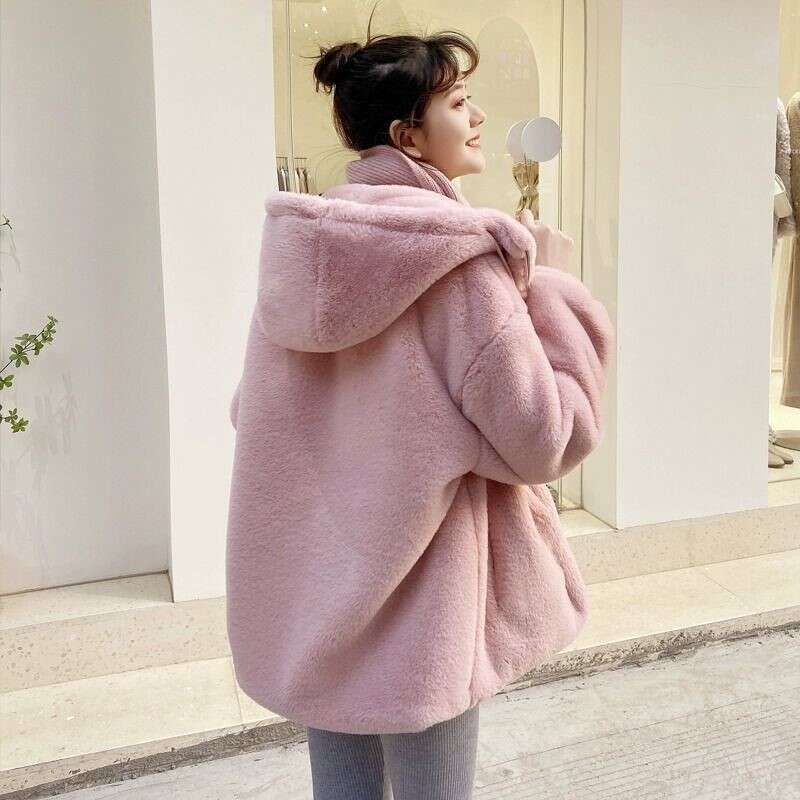 Winter women's artificial lazy rabbit coat, loose and thick wool hooded leather jacket