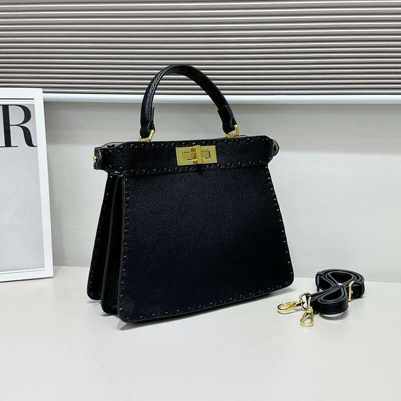 French Woven Flap Women's Bag 2024 New Fashion High-end Single Shoulder Crossbody Handbag Portable