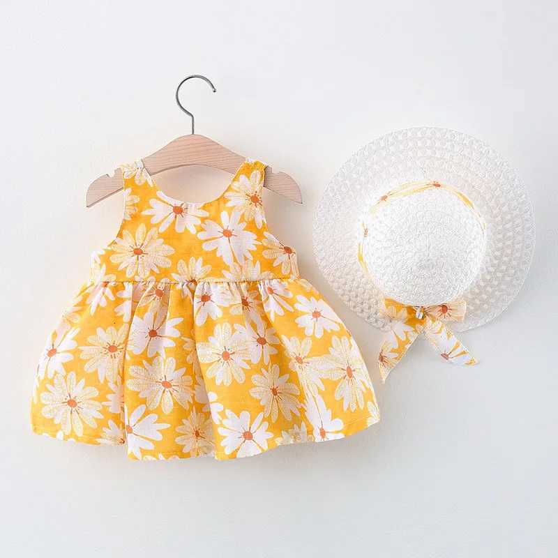 Summer New Girl Fashion Dress Small Chrysanthemum Hanging Strap Big Bow Princess Dress Party Dress 0-3 Years Old W250811
