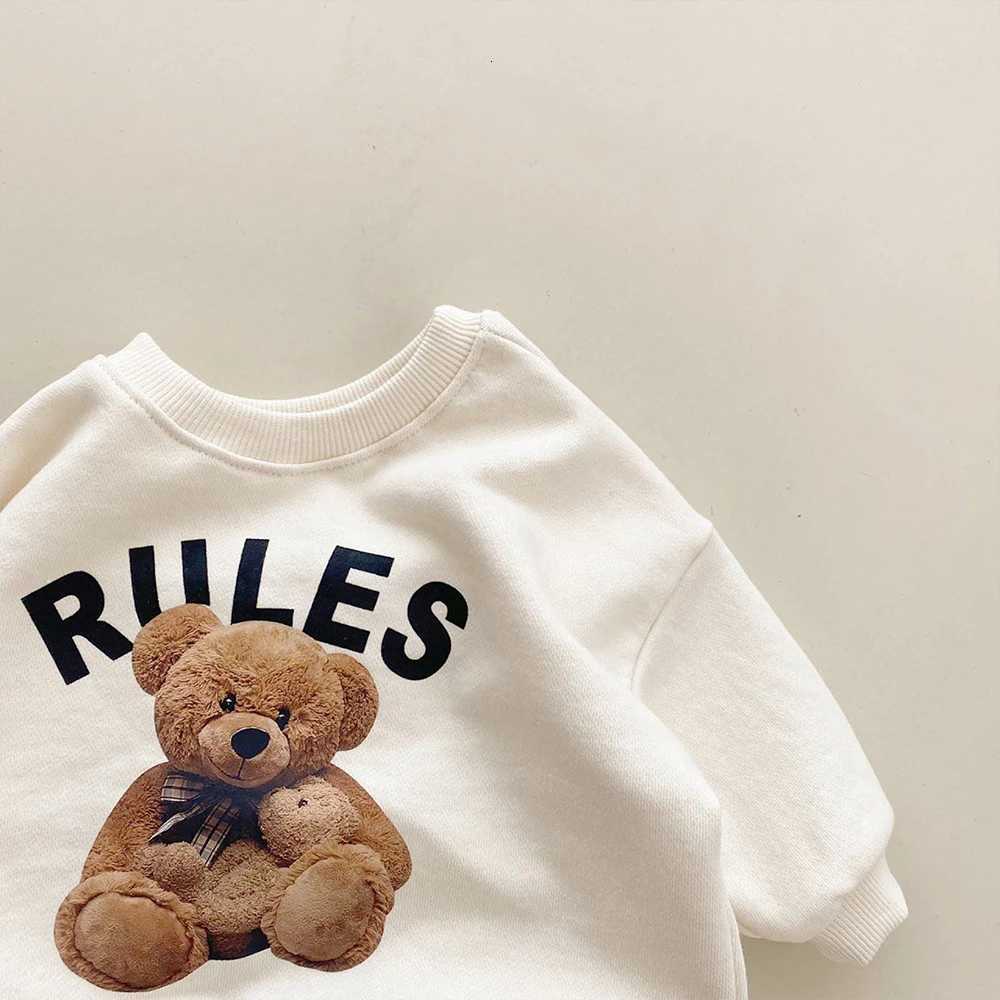 1-4Y Boys Outfit Set Toddler Girls Clothes Set Fashion Sweatshirt Tops + White Pants Spring Bear Kids Clothes Suit Z250811