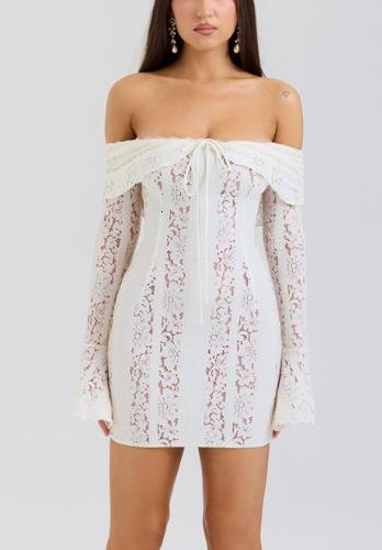 2025 Spring/Summer New Lace Lace Bell fashion Sleeve Dress, Single Shoulder Waist, Women's Long Dress, New Designer