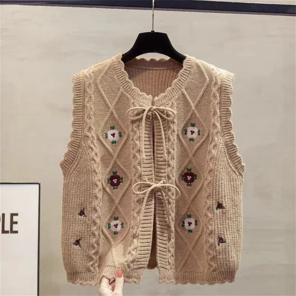 2025 Korean Spring Autumn Cardigan Embroidered Knitted Sweet Vest Women Loose Sleeveless Sweater Waistcoat Female Basic Tops 250805