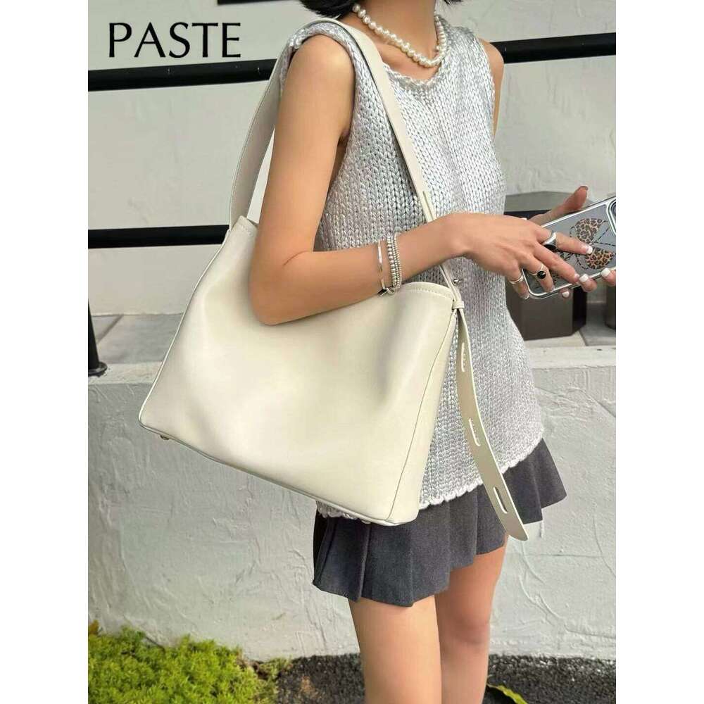 New Simple Glossy Oil Wax Cowhide Leather Women Armpit Shoulder Bag Adjustable Handle Long-handle Travel Handbag Large