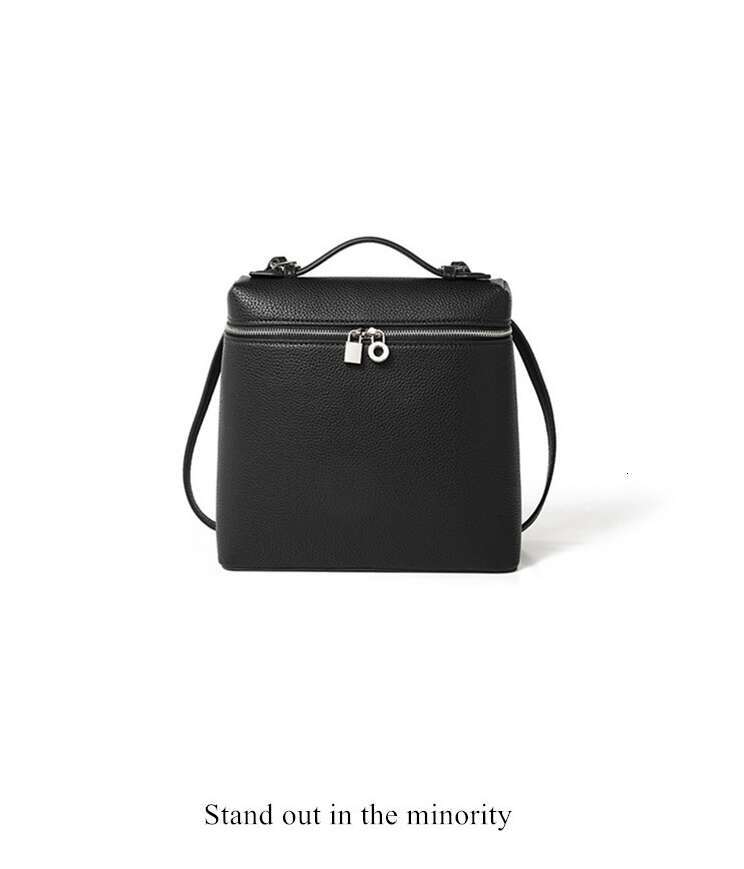 Designer Bag Tote Bag Shoulder Bag Manykostgivan Commuting Large Capacity Backpack For Women 2025 New Summer Lunch Box Niche Versatile Double Shoulder