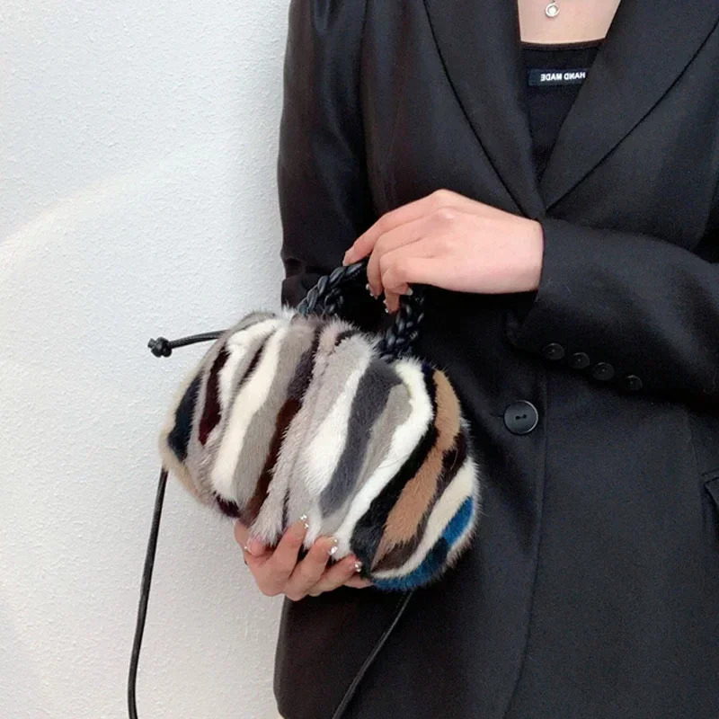 Natural Mink Fur Bag for Women Leather Handbag Plush Casual Lady Winter Shoulder Fashion Exquisite Shopping 250811