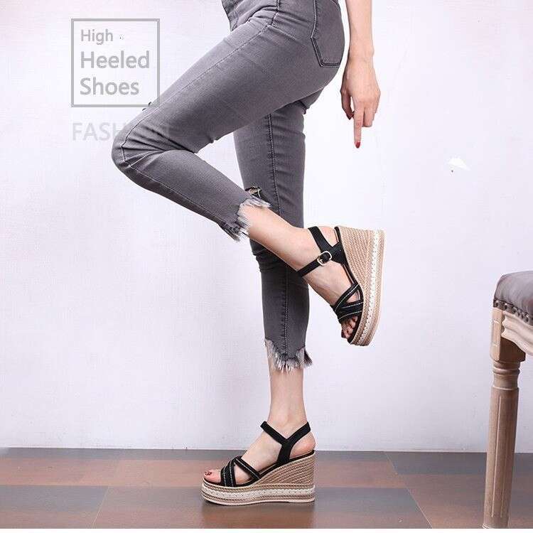 Wedge Thick Sole for Women Summer Simple 2025 New Fashion Casual Platform High Heel One Strap Sandals