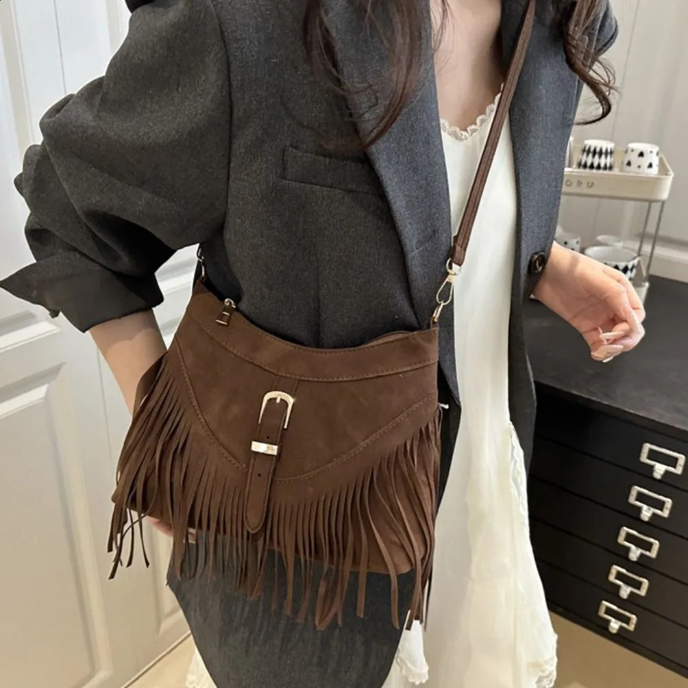 Casual Korean Style Tassel Shoulder Bag Solid Color PU Leather Suede Handbag Ethnic Style Bohemian Style Underarm Packs Travel 250807