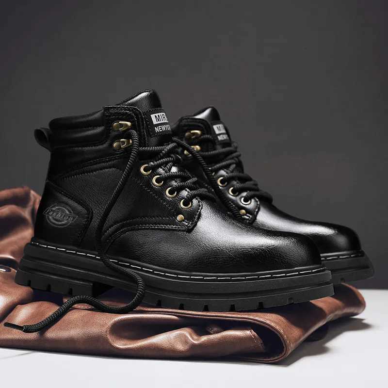 Autumn Winter Motorcycle Boots Handmade Vintage Mens Walking Shoes Casual Leather Ankle Boots Round Toe Lace-up Outdoor Footwear W250811