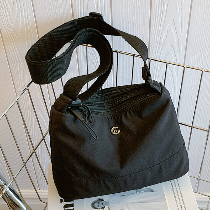 Multi-compartment Single Shoulder Crossbody for Women, New Simple Outdoor Casual Waterproof Nylon Bag, Portable Bag ddmymoon
