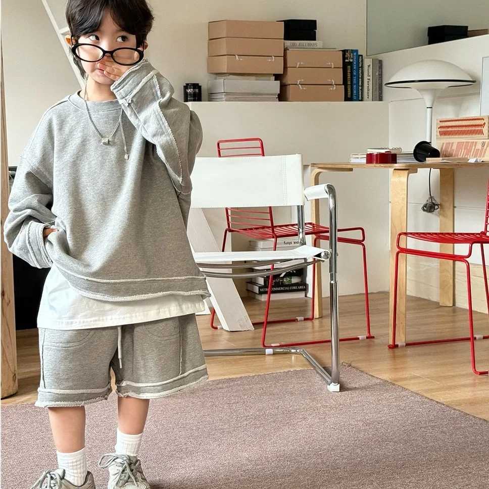 2025 Spring Summer Collection Fashion Korean Simple Style Childrens Splicing Edge Hoodie Shorts Set 2 Pieces Z250811