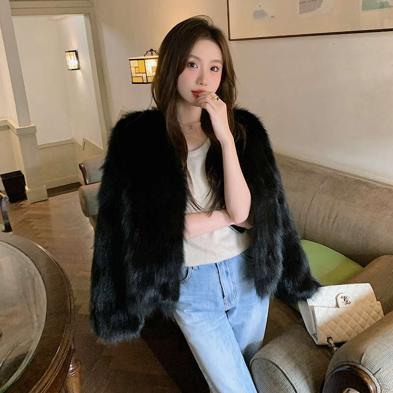 Winter new artificial fox women's slim fit short belly fur coat with youthful style