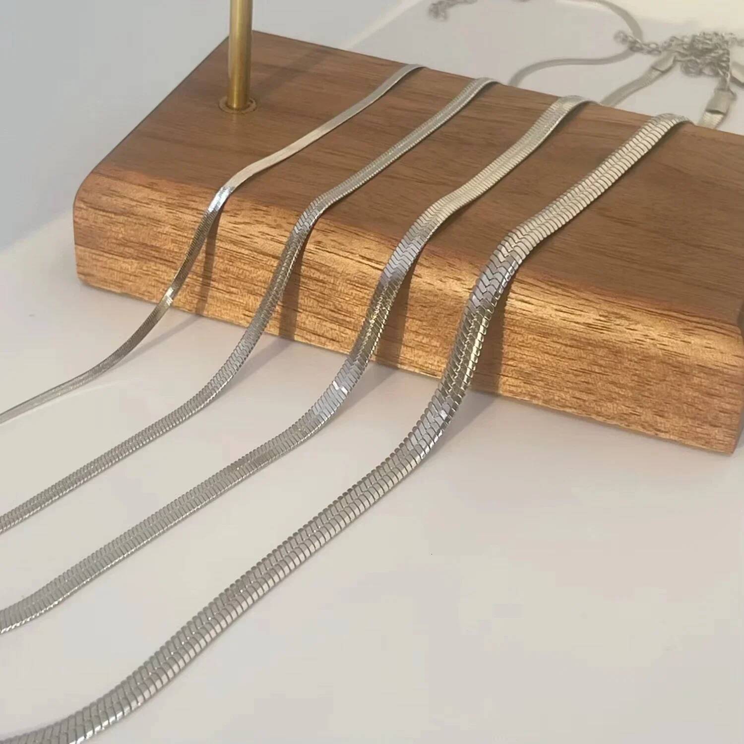 2mm 3mm 4mm 5mm Minimalist Snake Chain Necklace Choker Stainless Steel Herringbone Gold Color Jewelry For Women and Men