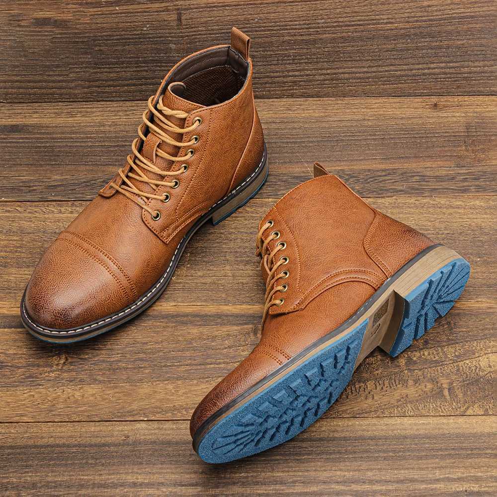 Martin Boots Fashion Pointed Medieval Retro Leather Boots High Top British Casual Mens Shoes Halloween Party Cosplay Shoes 2025 W250811