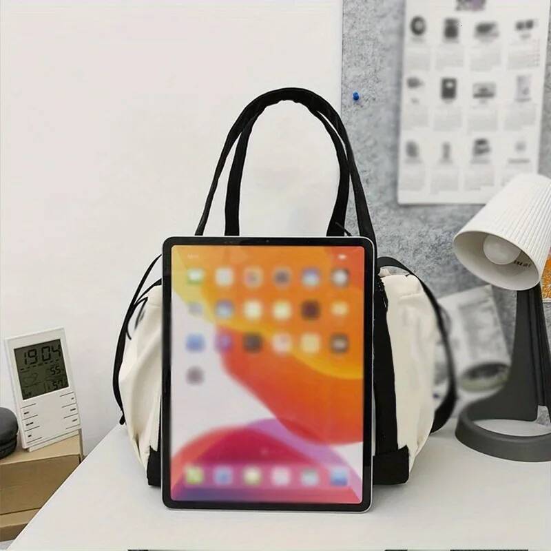 Autumn New Large Capacity Niche Women's Crossbody Bag Star Pattern Drawstring Design Women's Shoulder Bag Casual Style Commuting Bag Autumn 