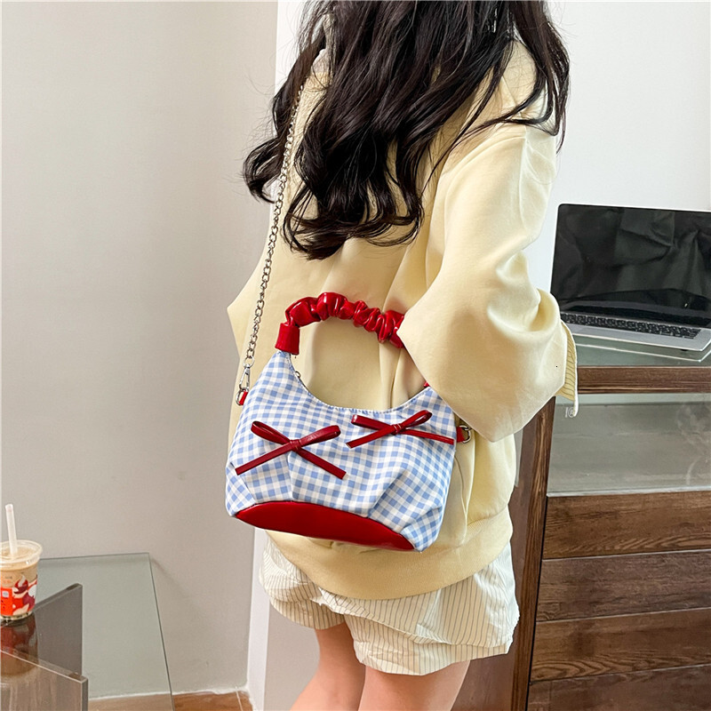 2025 Autumn New Niche Design Bow Pleated Handbag Fashionable Women's Shoulder Bag Cloud Bag Women's Crossbody Bag Armpit Bag Autumn New Desi