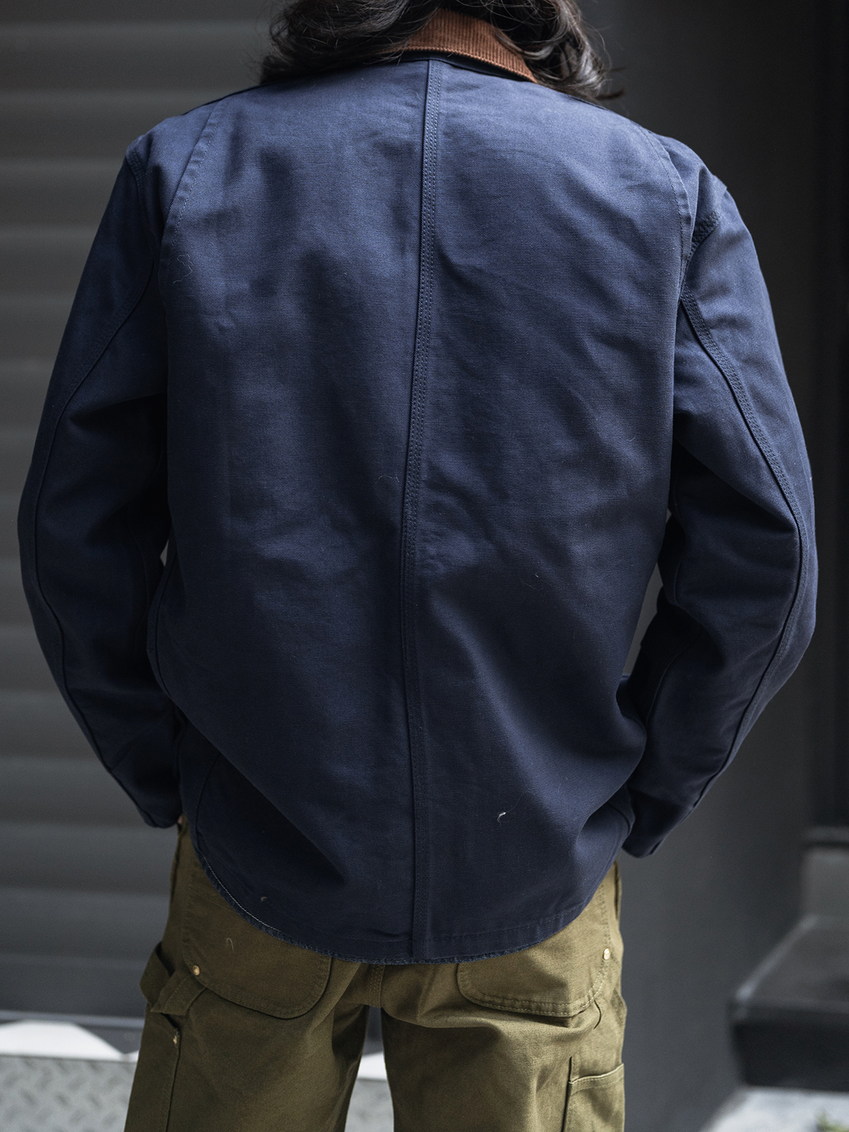Two-Tone Color Four Bag Jacket for Versatile Style