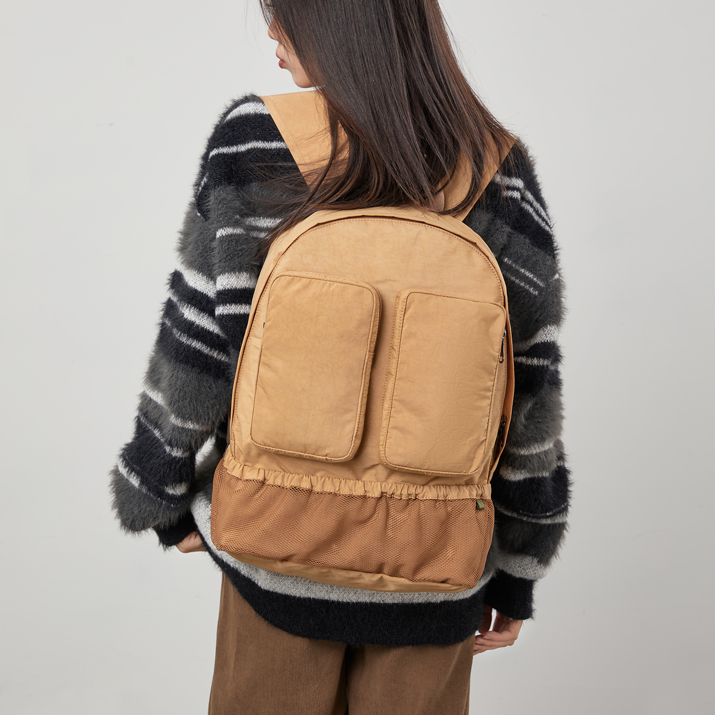 Large capacity backpack for men and women outdoor lightweight new commuting nylon travel computer backpack student backpack