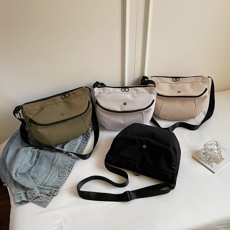 2025 Summer New Casual Single Shoulder for Women Fashionable Universal Wide Strap Small Crossbody Street Underarm Bag ddmymoon