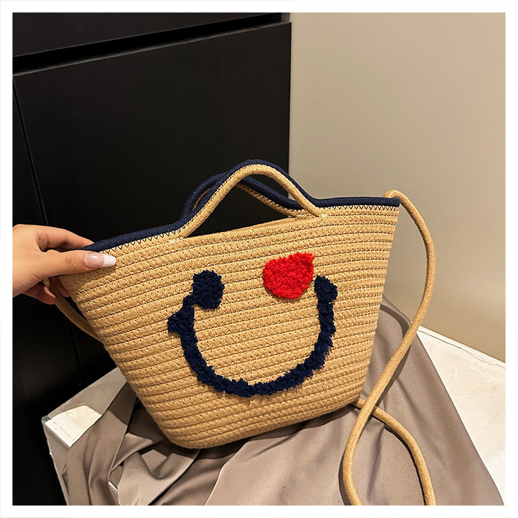 Summer Smiley Crossbody for Women 2025 New Versatile Beach Woven Internet Celebrity Handheld Basket Bag ddmymoon