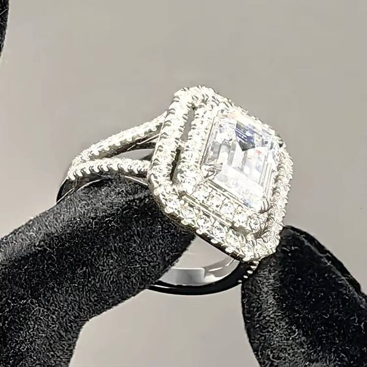 New GRA Fine Jewelry Rhodium Plated 925 Silver VVS Moissanite Diamond Engagement Cluster Ring for Women and Men