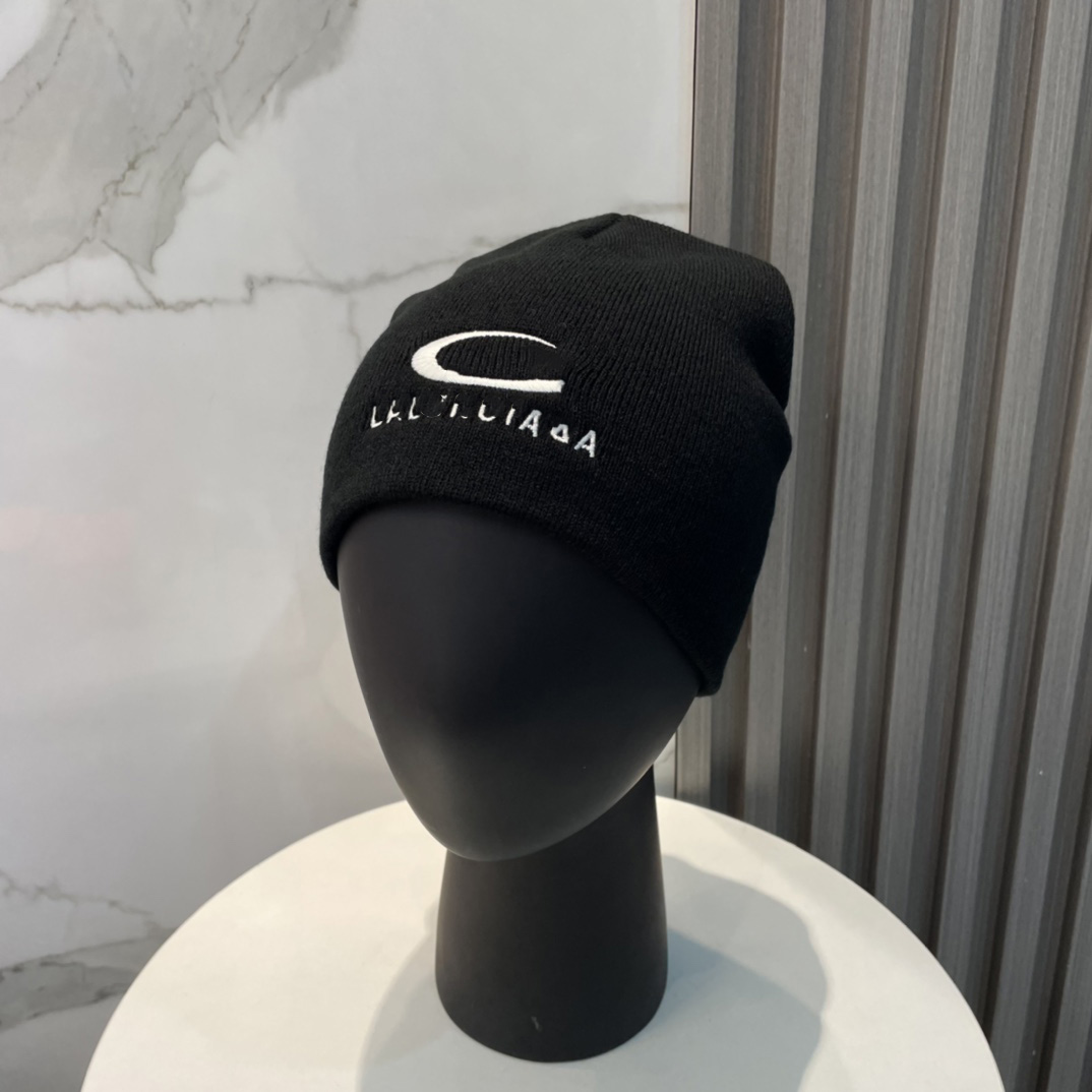Designer luxury brimless hat men's knitted hat winter hat autumn warm hat casual travel classic new women's daily outdoor hat