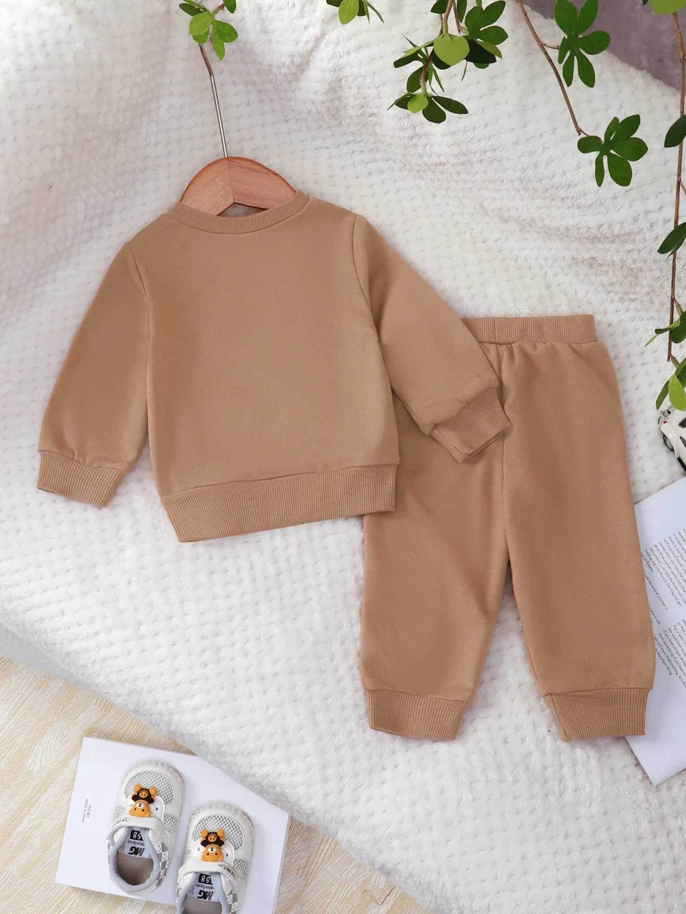 Fashion Khaki Boys And Babies Casual Suit Round Neck Solid Color Simple Style Long Sleeve Hoodie Pullover Pocket Pants Everything Z250811