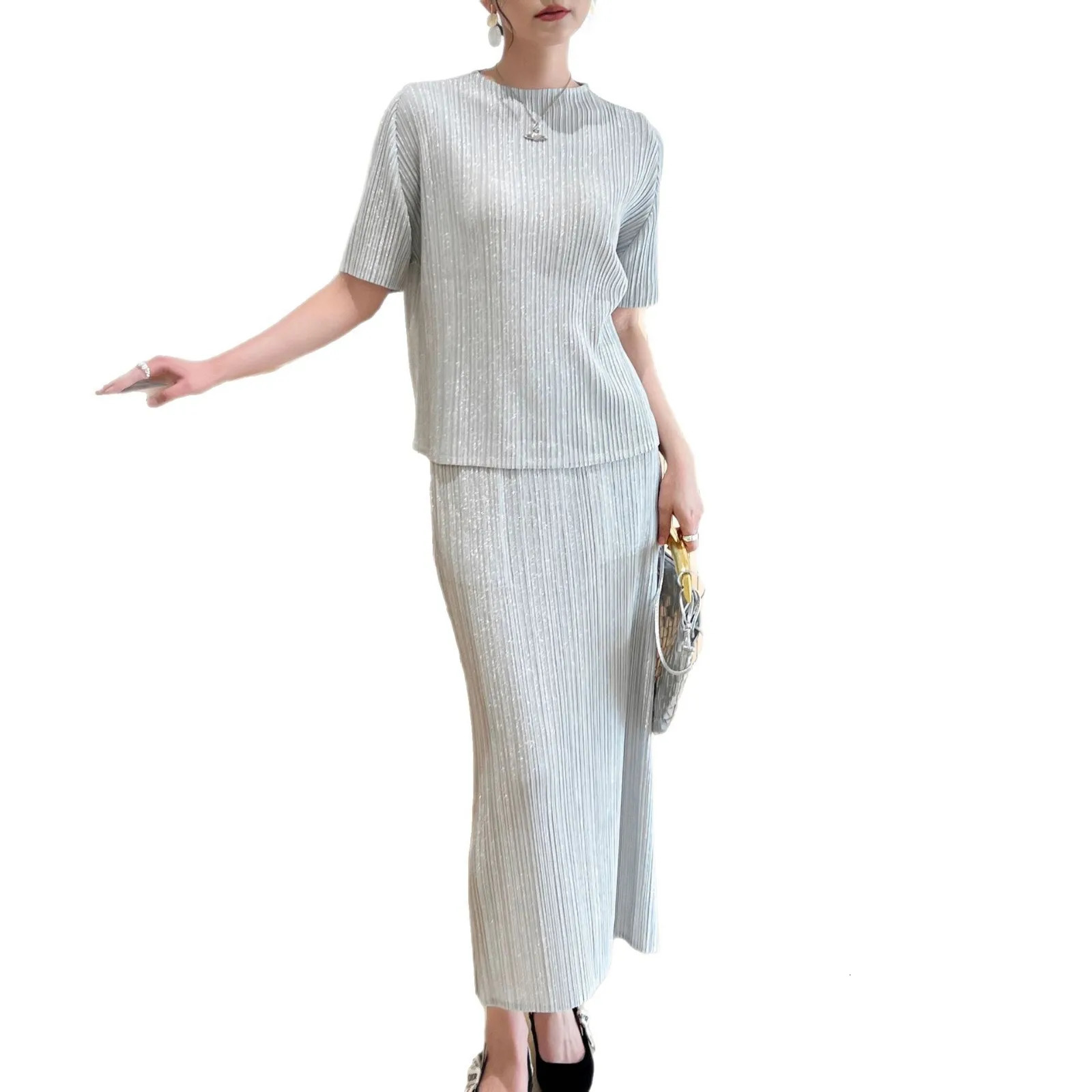 Miyake Summer Tshirt Womens Highend Pleated Versatile Loose Glitter Fabric Plisse Casual Pleats Fashion SkirtSet 250811