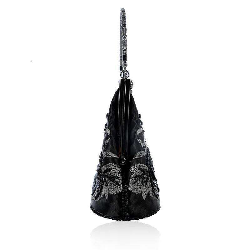 Bead Embroidery Women Evening Dias Shell Lady Small Day Clutches Party Dinner Bag Wedding Bridal Pearl Handbags Purse