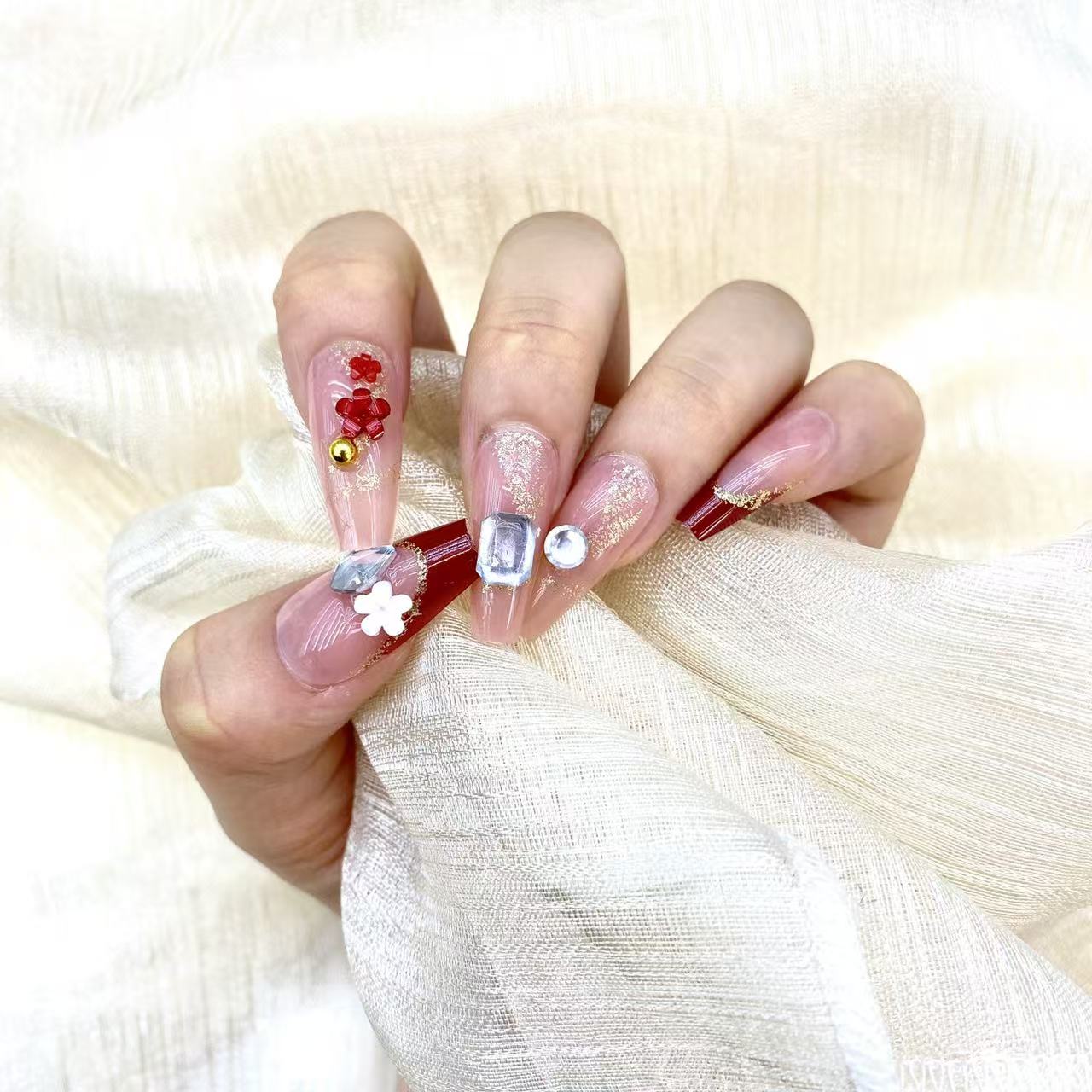Handmade Fake Nails 24pcs Long Coffin Nude Burgundy Glitter French Tip Nail Art with Flowers Rhinestones Full Cover press on nails