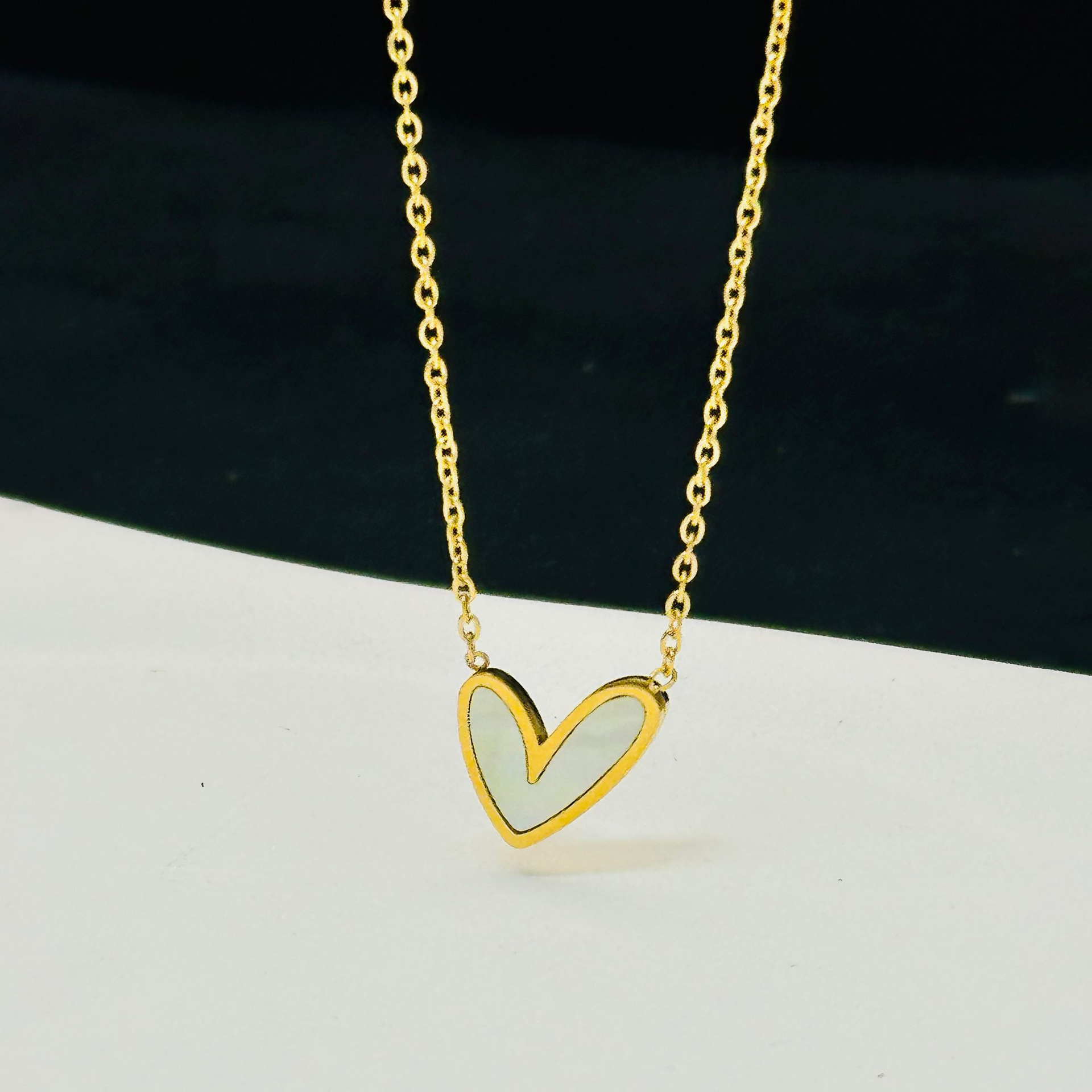 Designer Necklace Pvd Gold Plated Stainless Steel Classic Shell Heart Shaped Shell Necklace for Women Party Wedding drop ship wholesales