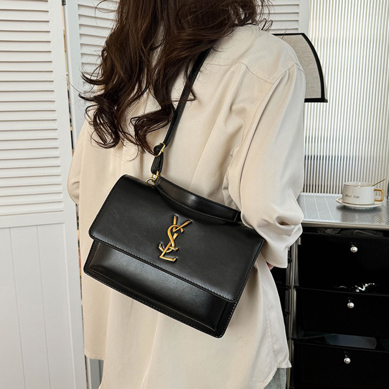 2025 Designer bag luxury bag shoulder bag new women's wallet small bag handbag Versatile version trendy women's bag temperament crossbody ba