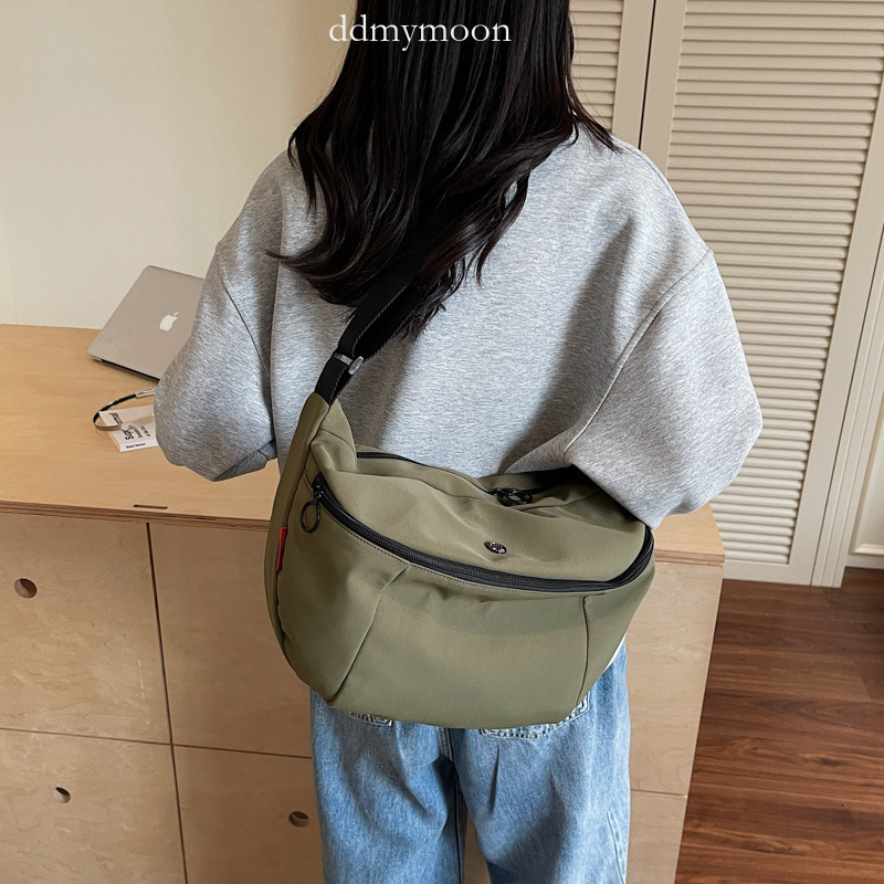 2025 Summer New Casual Single Shoulder for Women Fashionable Universal Wide Strap Small Crossbody Street Underarm Bag ddmymoon