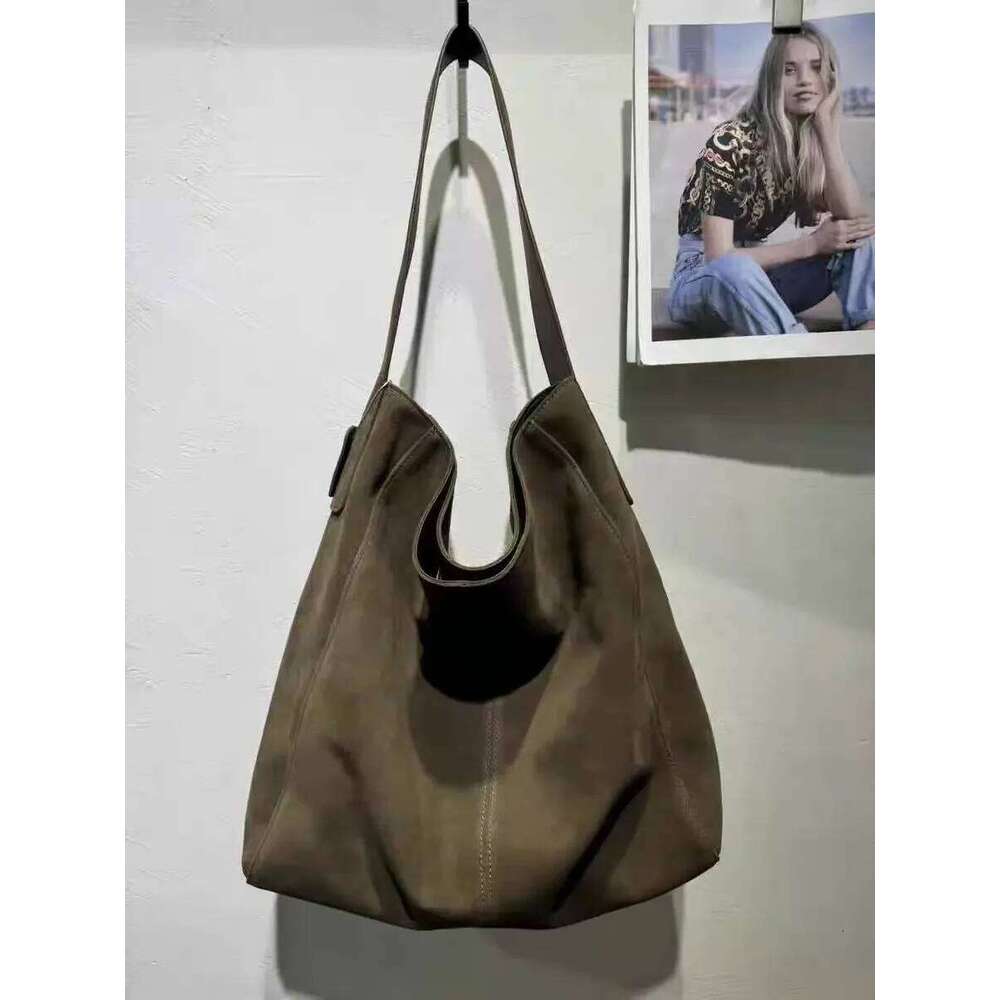 European and American Lazy Style Large Capacity Frosted Cowhide Travel Tote Winter Suede Leather Women Handbag Camel